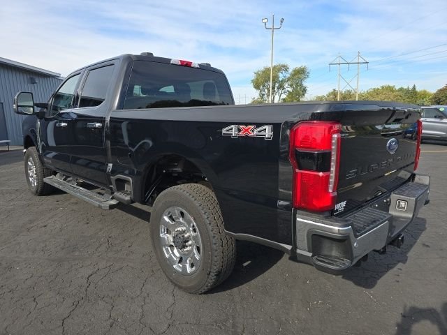 Ford F-350SD Lariat - Image 9